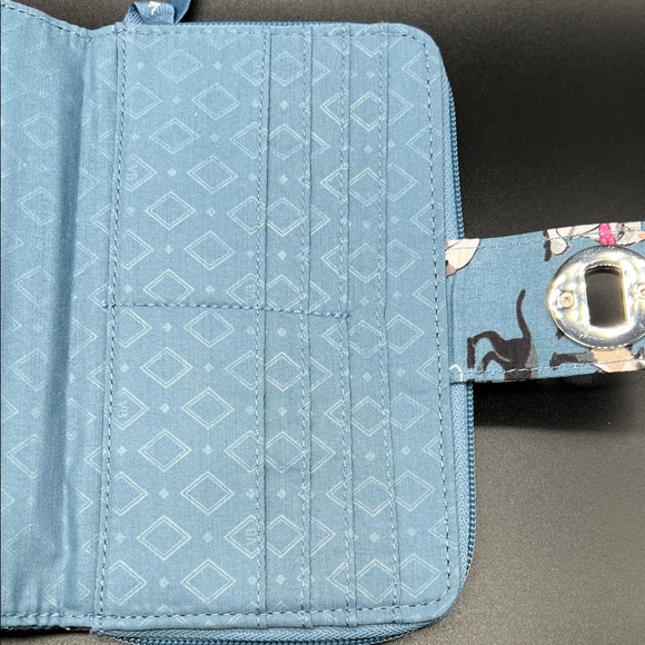 Vera Bradley Cat’s Meow RFID Turnlock Wallet in Blue Quilted - Picture 10 of 13